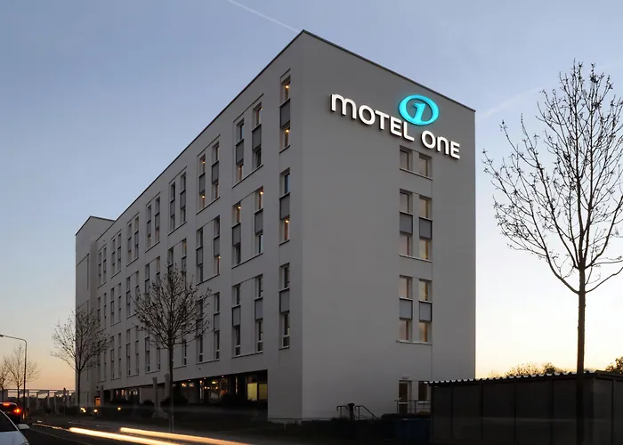 Motel One Frankfurt-Airport