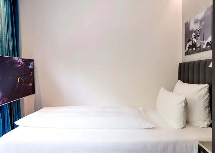 Motel One Frankfurt-East Side